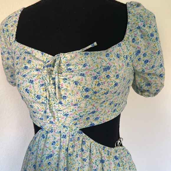 Nwot Lush Blue and White Sleeveless Sundress - Picture 3 of 4